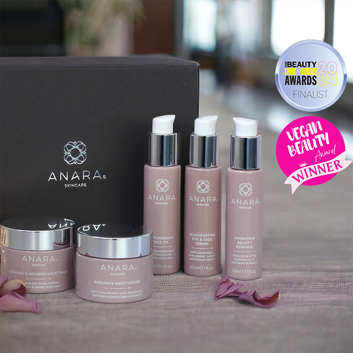 All 5 Anara Skincare products with gift box, featuring Vegan Beauty Award Winner logo and the Global Beauty Awards Finalist logo